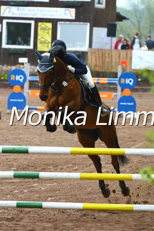 005L4354_Finja_Punktespring Mx.JPG